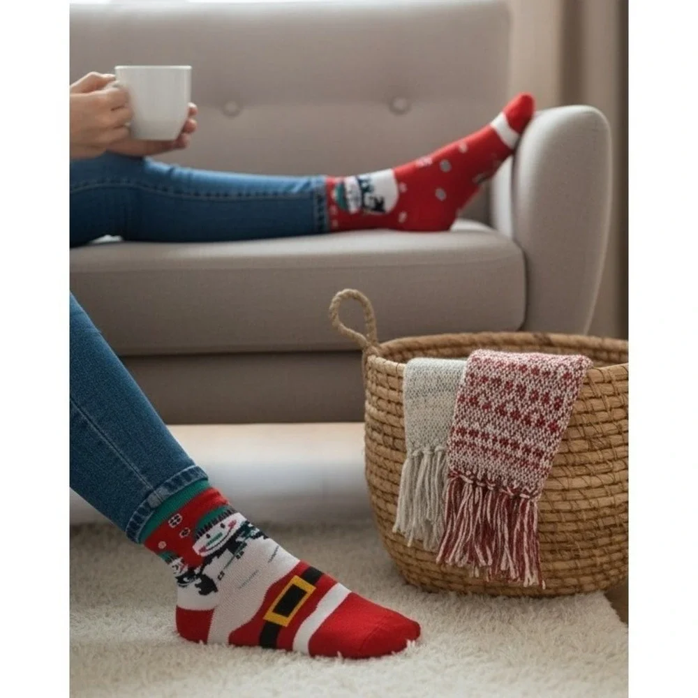 Novelty Christmas Knit Socks 5.5-8.5 US Holiday Unisex Soft Reindeer 5 Pk NEW